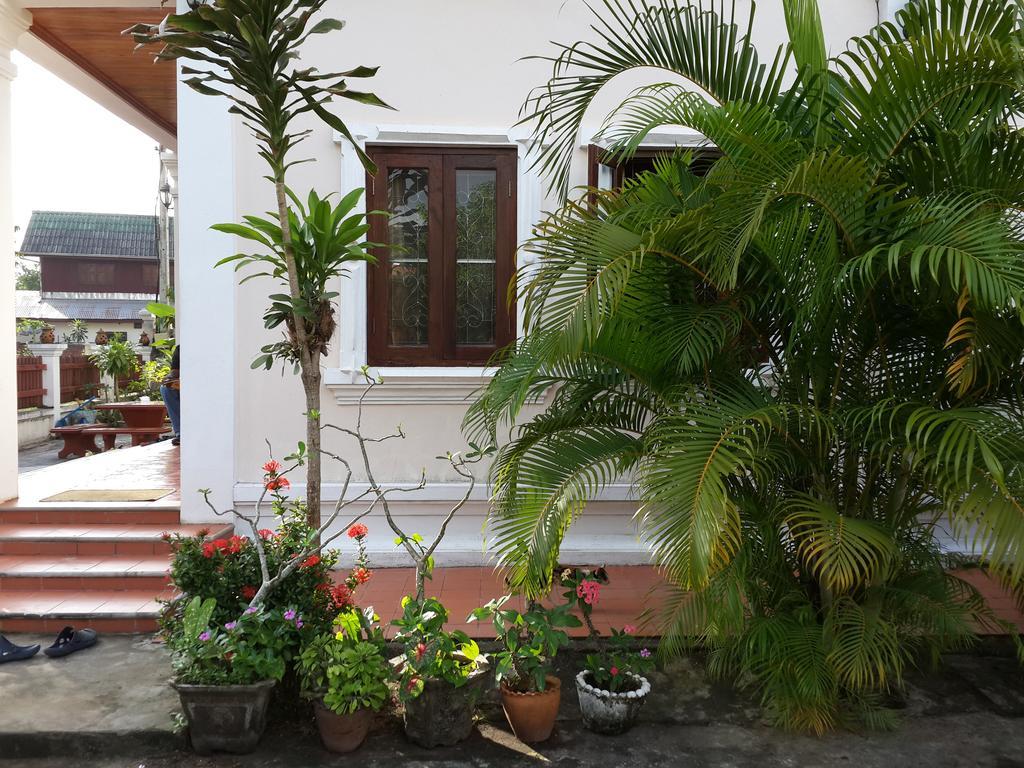 A Tee Guesthouse Luangprabang Kültér fotó